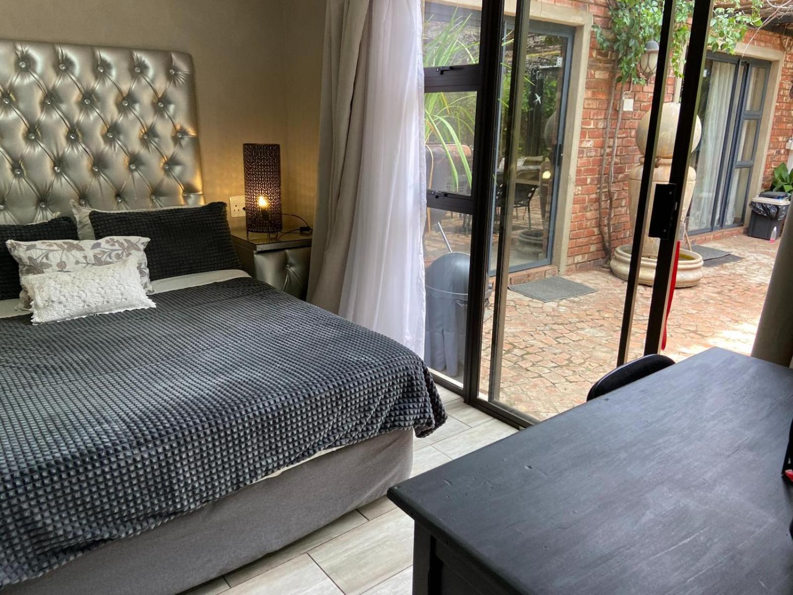 Aloe Guesthouse Klerksdorp Szoba fotó